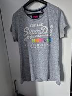Superdry t shirt maat 40 veel gedragen maar nog goed, Kleding | Dames, T-shirts, Ophalen of Verzenden, Gedragen, Maat 38/40 (M)