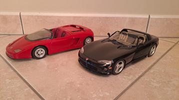 Revell Ferrari Mythos + Burago Viper RT 10  1:18 beschikbaar voor biedingen