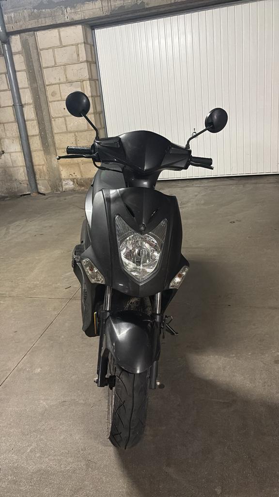 Kymco Agility 50, Fietsen en Brommers, Scooters | Kymco, Zo goed als nieuw, Agility, Klasse A (25 km/u), Benzine, Ophalen