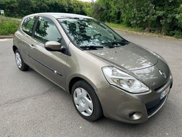 Renault clio beschikbaar voor biedingen
