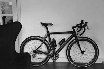 race fiets cannondale exclusief full carbon black editie