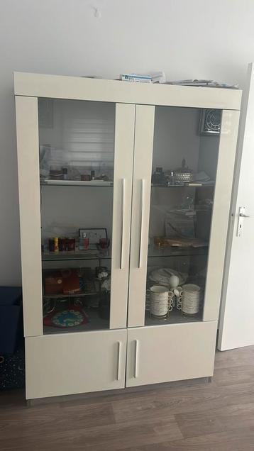 Moderne kast + televisie kast of decore kast beschikbaar voor biedingen