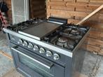 Gasvuur met oven, Elektronische apparatuur, Fornuizen, Ophalen, 4 kookzones, Zo goed als nieuw, Gas