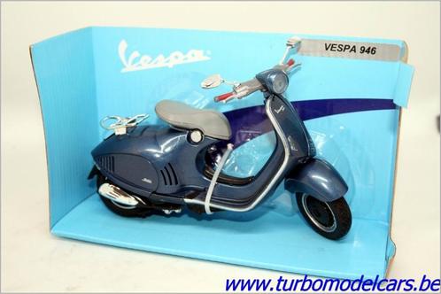 Vespa 946 Blauw 1/12 New Ray, Hobby en Vrije tijd, Modelauto's | 1:5 tot 1:12, Nieuw, Motor, 1:9 t/m 1:12, Verzenden