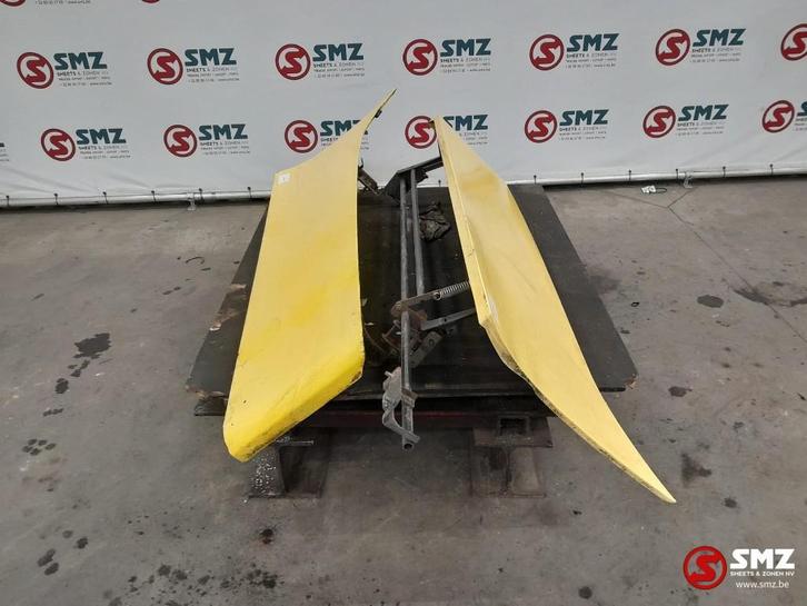 Occ set zijspoilers links+rechts Scania, Auto-onderdelen, Vrachtwagen-onderdelen, Scania, Carrosserie en Plaatwerk, Gebruikt