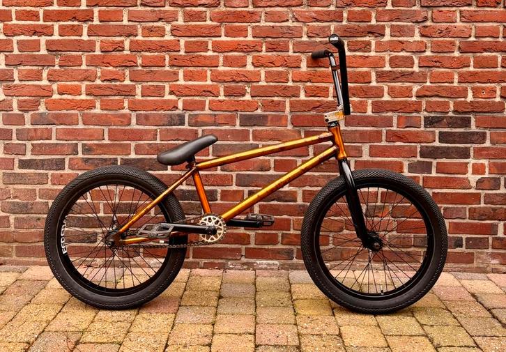 CULT BMX Freecoaster 21 inch., Fietsen en Brommers, Fietsen | Crossfietsen en BMX, Zo goed als nieuw, 24 inch of meer, Chroom