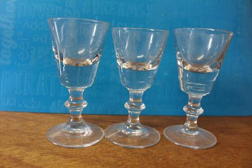 Jeneverglas borrelglas 3 stuks, Huis en Inrichting, Keuken | Servies, Gebruikt, Glas of Glazen, Overige stijlen, Glas, Ophalen of Verzenden