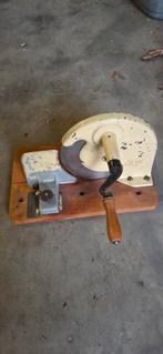 Machine de découpe. Antiquités. Vintage., Enlèvement