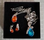 Hangertjes met ketting en oorbellen in Swarovski kristal, Ophalen