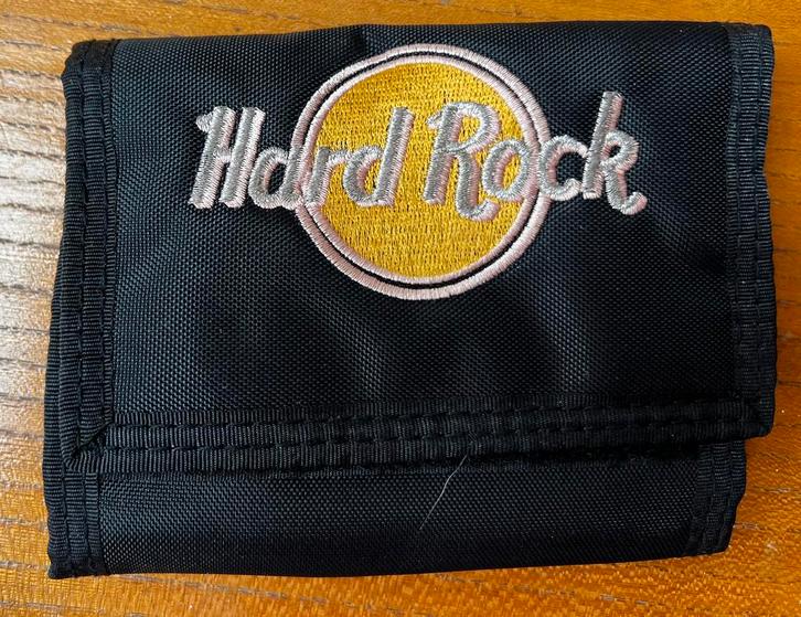 Hard Rock stoffen portefeuille – zwart, Handtassen en Accessoires, Portemonnees, Zo goed als nieuw, Overige merken, Zwart, Ophalen of Verzenden