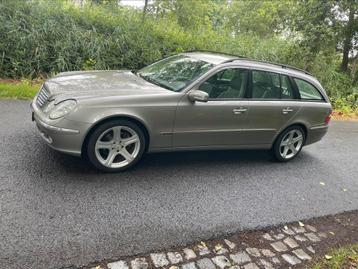 E-klasse AUTOMAAT blanco gekeurd voor verkoop beschikbaar voor biedingen