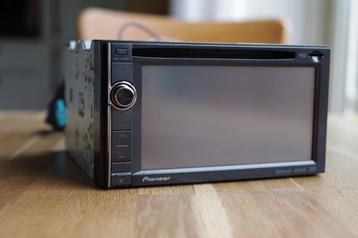 Pioneer AVIC F930BT radio navigatie bluetooth beschikbaar voor biedingen