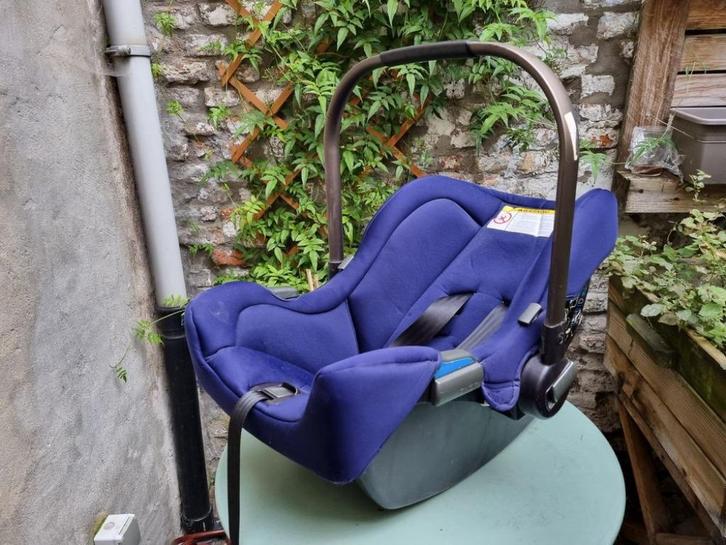 autostoeltje, Kinderen en Baby's, Autostoeltjes, Zo goed als nieuw, Overige merken, 0 t/m 13 kg, Autogordel, Ophalen