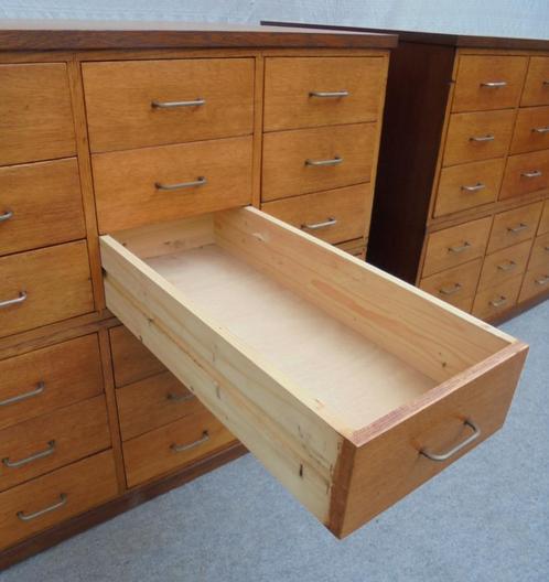 2 x papierkast  ladekast apothekerskast schoolkast, Antiek en Kunst, Antiek | Meubels | Kasten, Ophalen of Verzenden