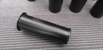 12 bedpoten - hoogte 15 cm - zwart gelakt metaal - M8 beschikbaar voor biedingen