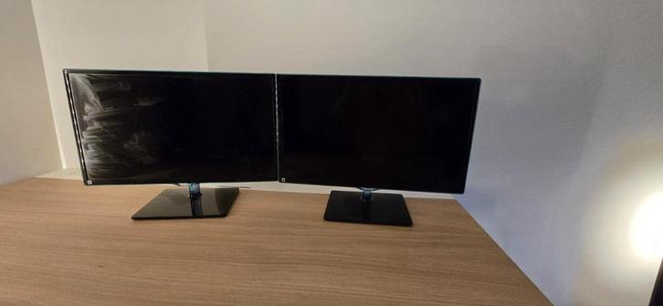 2x ​Samsung S24D390HL Full HD Monitor–Stijlvol Design 24inch, Computers en Software, Monitoren, Gebruikt, HDMI, VGA, Gaming, Hoofdtelefoonaansluiting