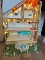 Houten poppenhuis, Ophalen, Zo goed als nieuw, Poppenhuis