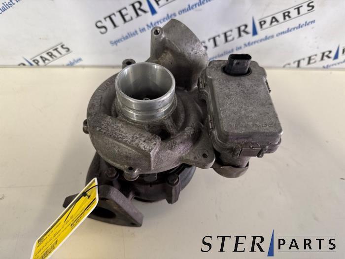 Turbo d'un Mercedes Vito, Autos : Pièces & Accessoires, Enlèvement ou Envoi, 3 mois de garantie, Utilisé, Mercedes-Benz