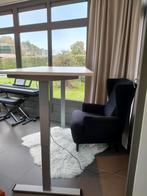 In hoogte verstelbare bureau, Huis en Inrichting, Ophalen, Zo goed als nieuw, Bureau