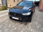 volvo xc60 T6 4X4 pano plug in hybride model 2022, Auto's, Volvo, Automaat, 4 cilinders, 257 kW, Zwart