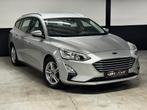 FORD FOCUS 1.0i BENZINE-AUTOMAAT/ NIEUWSTAAT!+GARANTIE 1 J.✅, Auto's, Ford, Leder en Stof, 5 deurs, 3 cilinders, Zilver of Grijs
