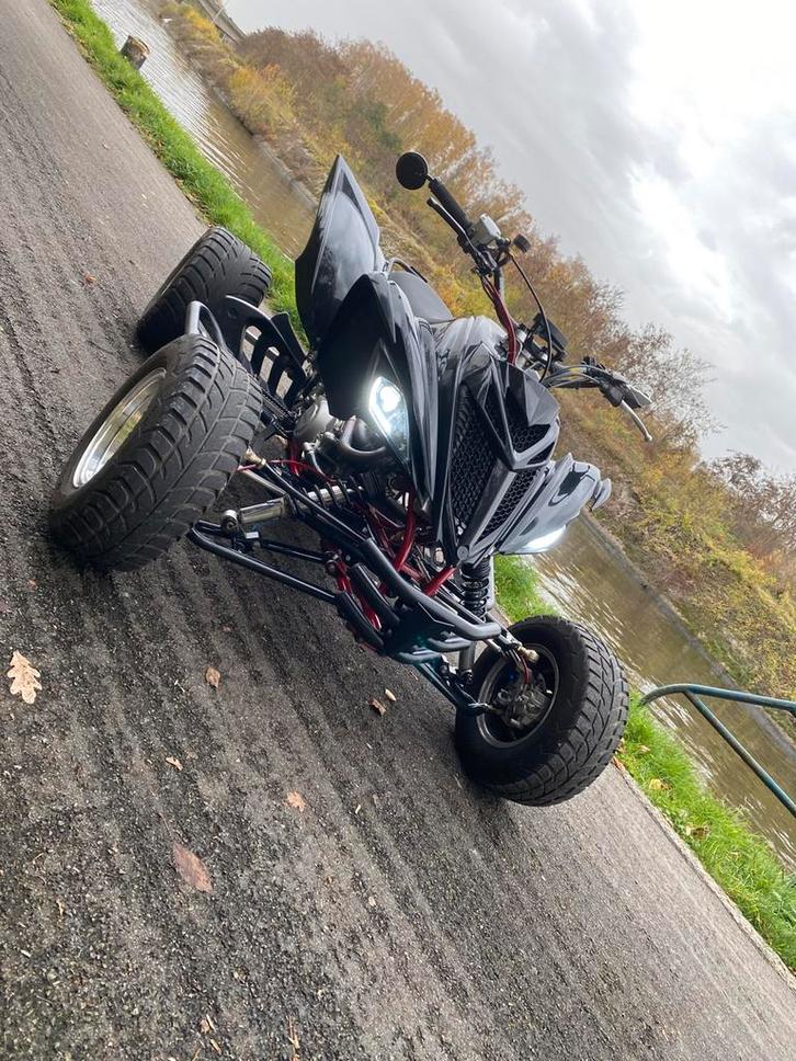 Raptor 700, Motos, Quads & Trikes, 12 à 35 kW, 4 cylindres, Enlèvement