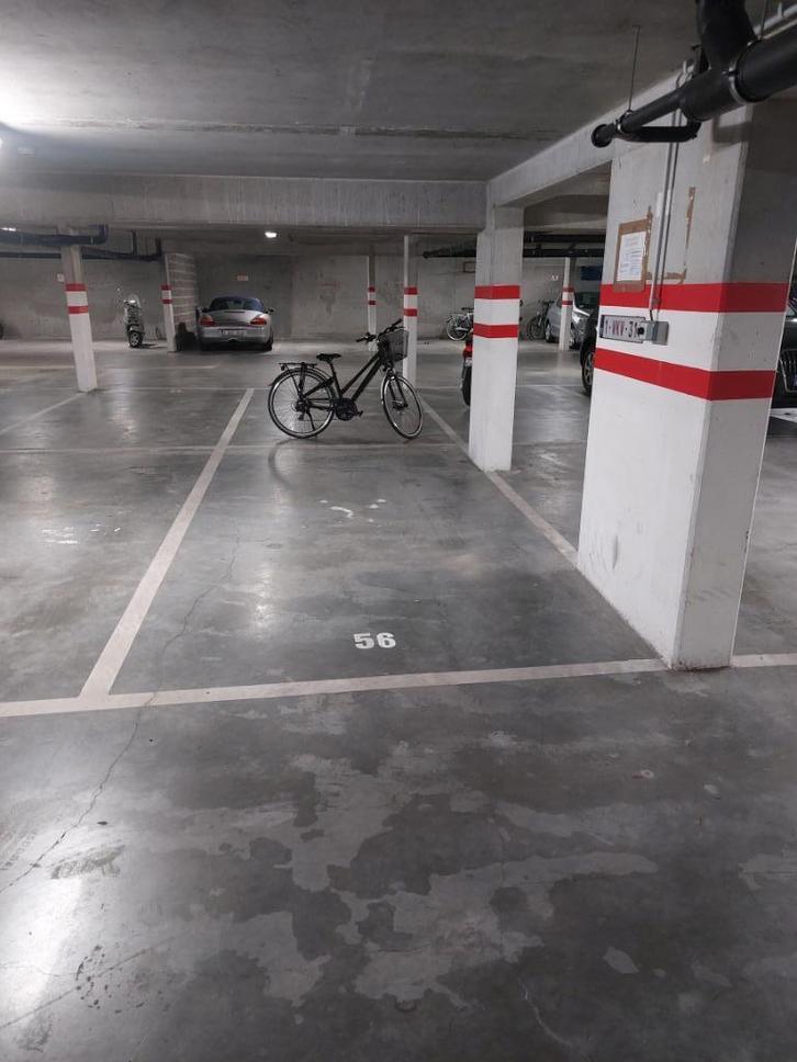Garage te koop in KNOKKE-HEIST Ref. 3649716, Immo, Garages en Parkeerplaatsen, Provincie West-Vlaanderen