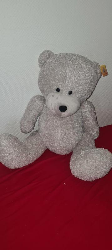 NIEUWE BABYKNUFFEL XXL  beschikbaar voor biedingen