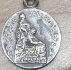 Scapulier medaille Heppeneert, Verzamelen, Religie, Verzenden, Zo goed als nieuw, Beeld(je), Christendom | Katholiek