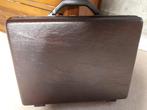 Bordeauxkleurige aktentas van Samsonite, Handtassen en Accessoires, Koffers, Ophalen, Zo goed als nieuw, Hard kunststof, Slot