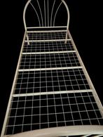 Bedframe metaal, Queen size, 210 cm, Enlèvement, Utilisé