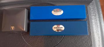 3 oude Tissot-dozen  beschikbaar voor biedingen