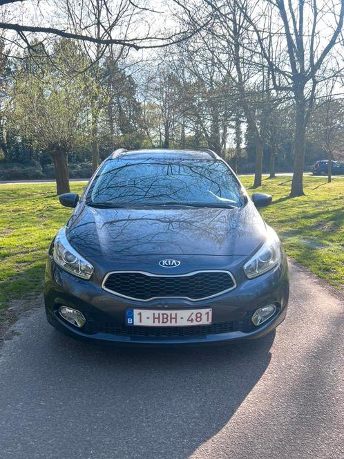 Kia Ceed 1.4 CRDi – Bouwjaar 2014 – 193.510 km, Auto's, Kia, Particulier, XCeed, Airbags, Airconditioning, Bluetooth, Dakrails