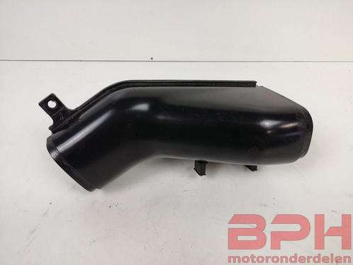 Linker ramair buis Suzuki GSX-R 600 750 SRAD 1996 t/m 2000 t, Motoren, Onderdelen | Suzuki, Gebruikt, Ophalen of Verzenden