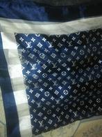 zijden vierkant, Kleding | Dames, Mutsen, Sjaals en Handschoenen, Ophalen of Verzenden, Zo goed als nieuw