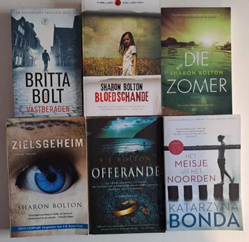 Thrillers & Detective & Oorlog (18) beschikbaar voor biedingen