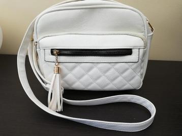 Crossbody Offwhite beschikbaar voor biedingen