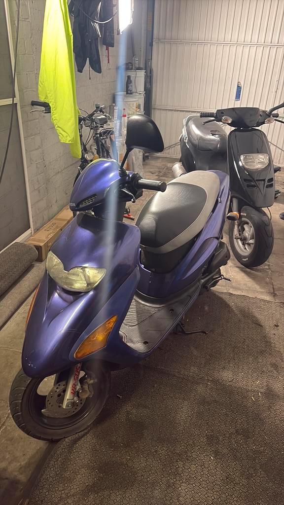 Honda sfx 50 tekoop/te ruil, Vélos & Vélomoteurs, Scooters | Yamaha, Comme neuf, Autres modèles, Classe A (25 km/h), Deux-temps