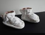 Slofjes pantoffels vr baby 0-12 mnd - off white wit - nieuw, Slofjes, Meisje, Nieuw, Ophalen of Verzenden