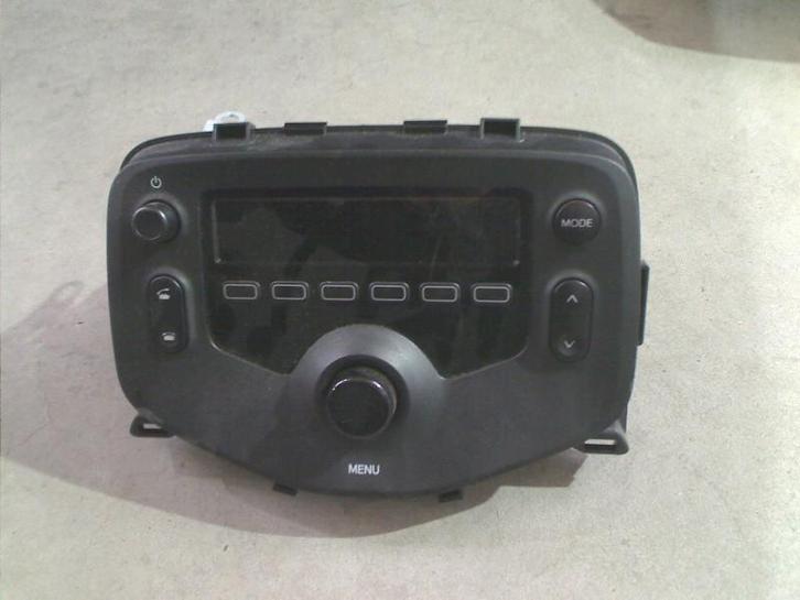 RADIO Citroën C1 (01-2014/07-2021), Auto-onderdelen, Overige Auto-onderdelen, Citroën, Gebruikt