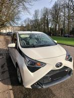 Toyota Aygo X-Play Automaat, Auto's, Te koop, Stadsauto, Benzine, Stof