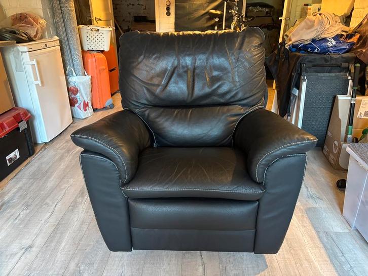 Fauteuil en cuir inclinable à bascule, Maison & Meubles, Fauteuils, Utilisé, Cuir, 75 à 100 cm, 75 à 100 cm, Enlèvement