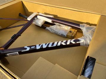 Specialized tarmac sl8 S-works 2025 frameset of compleet disponible aux enchères