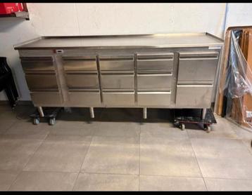 Koelwerkbank Inox met 14 Laden – Topstaat beschikbaar voor biedingen