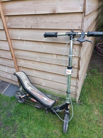 Space scooter beschikbaar voor biedingen