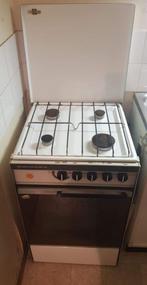 CUISINIERE AU GAZ, Elektronische apparatuur, Fornuizen, 4 kookzones, Tussenbouw, Gebruikt, 45 tot 60 cm