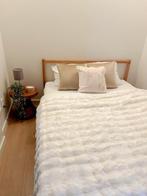 ️ Bed met matras + dekbedovertrek + kussens, Huis en Inrichting, Ophalen, Gebruikt, Beige, 140 cm