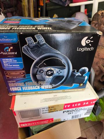 Volant, PS2, Logitech, Grand Turismo 4 boîte, Enlèvement ou Envoi, Utilisé