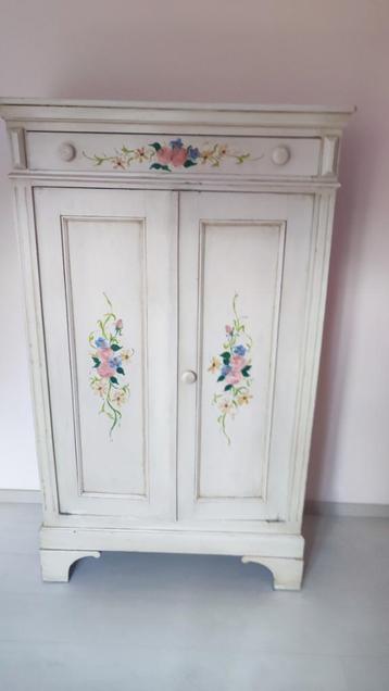 Linnenkast retro en dressoir kast, Enlèvement, Maison et Meubles