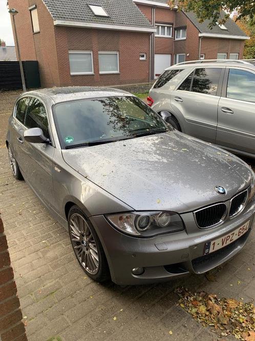 Verzorgde bmw1 120d met M pakket  van 2010, Autos, BMW, Particulier, Série 1, ABS, Phares directionnels, Airbags, Air conditionné